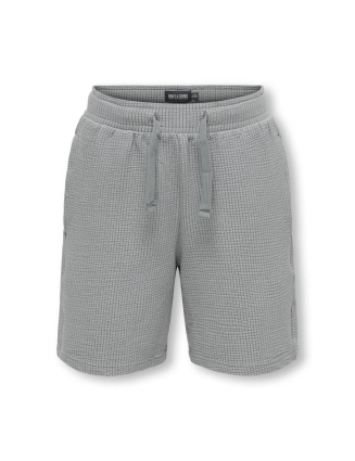 Short Kian 22037972 NOOS